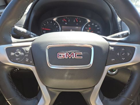 Used 2023 GMC Terrain SLT AWD/4WD image 28