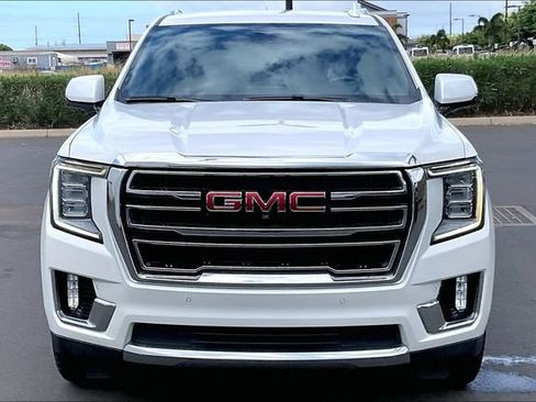Used 2021 GMC Yukon SLT w/ SLT Luxury Package AWD/4WD image 3