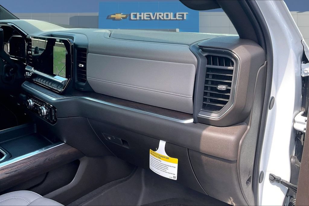 New 2026 GMC Sierra 2500 SLT w/ SLT Premium Package AWD/4WD image 27
