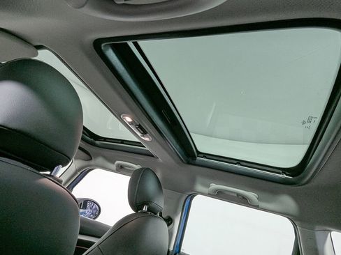 Used 2022 MINI Cooper 4-Door Hardtop FWD image 12