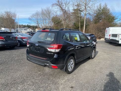 Used 2021 Subaru Forester image 5