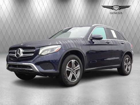 Used 2019 Mercedes-Benz GLC 300 4MATIC image 1