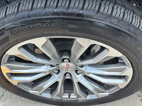 Certified 2021 GMC Yukon XL Denali w/ Denali Premium Package RWD image 13