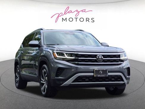 Used 2022 Volkswagen Atlas SEL AWD/4WD image 3