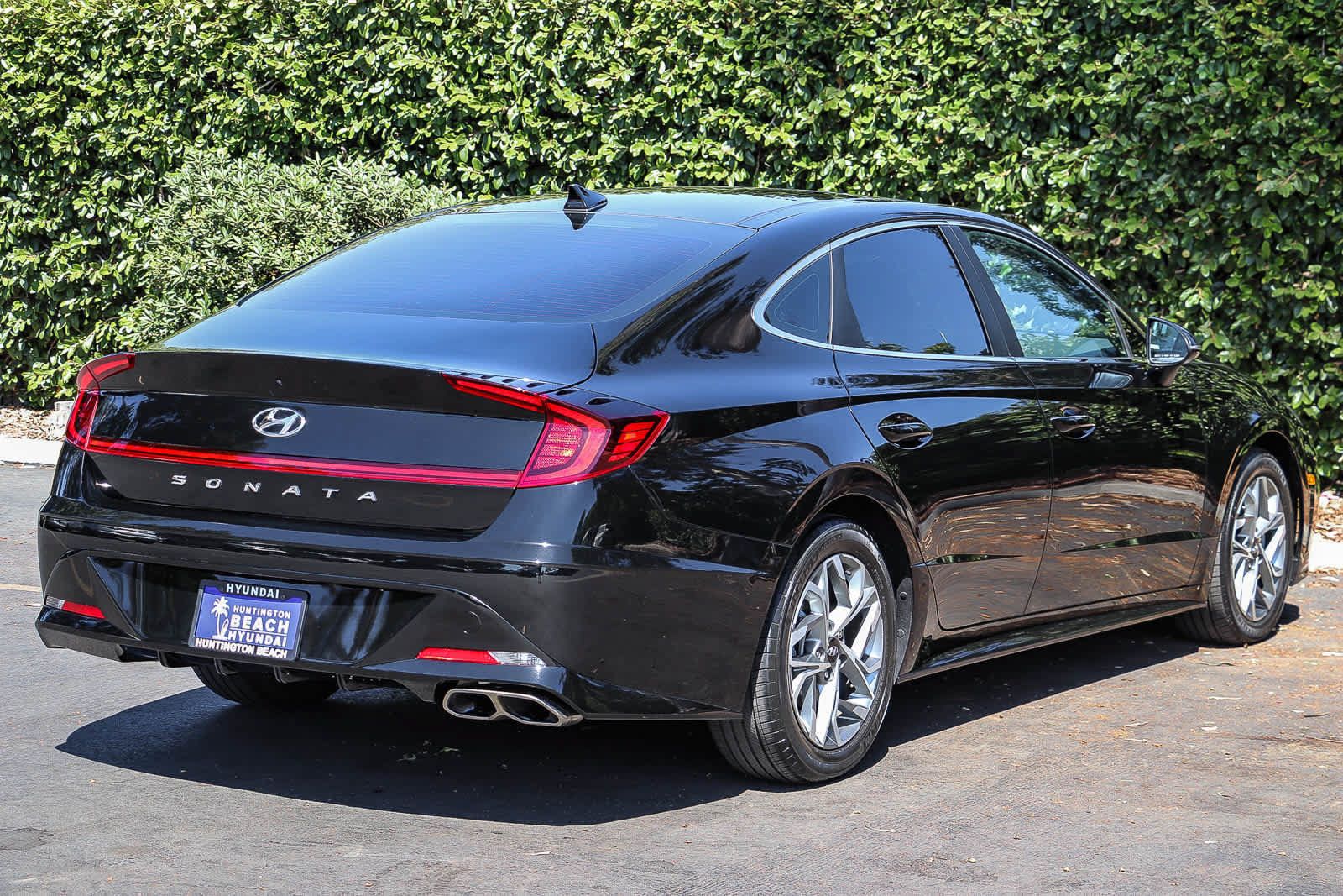 Used 2023 Hyundai Sonata SEL w/ Convenience Package FWD image 5