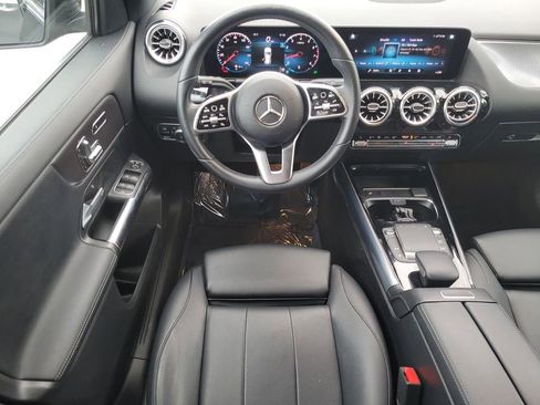 Used 2022 Mercedes-Benz GLA 250 w/ Premium Package Lite image 18