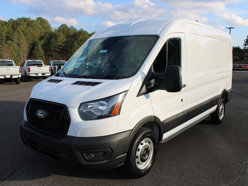 New 2026 Ford Transit 250 148 Medium Roof w/ Load Area Protection Package image 29