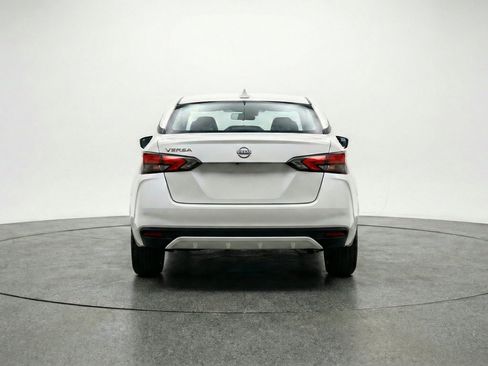 Used 2025 Nissan Versa SV FWD image 7