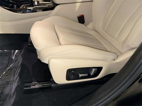 Used 2021 BMW X3 xDrive30i w/ Convenience Package image 3