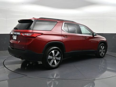 Certified 2019 Chevrolet Traverse LT w/ LT Premium Package AWD/4WD image 5