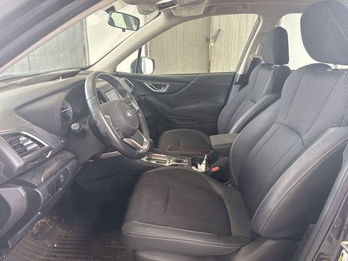 Used 2019 Subaru Forester Premium image 7