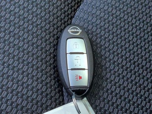 Used 2025 Nissan Z Sport w/ Floor Mat Package image 26