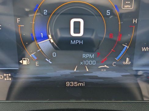 Used 2026 Chevrolet Traverse High Country w/ LPO, Floor Liner Package AWD/4WD image 27