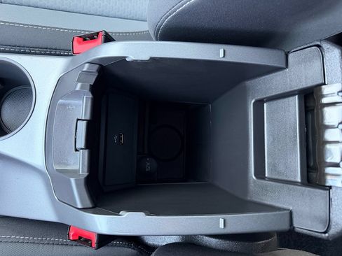 Used 2018 Ford C-MAX SE FWD image 20