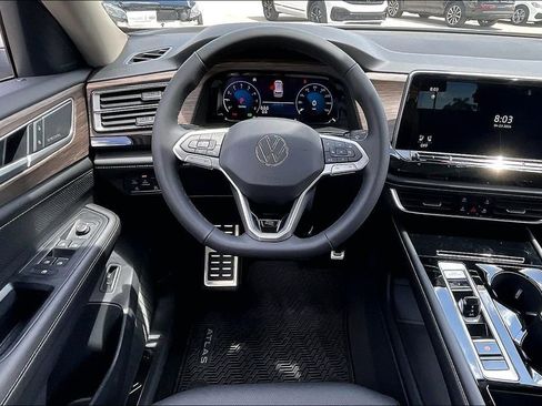 New 2026 Volkswagen Atlas SEL Premium R-Line AWD/4WD image 19