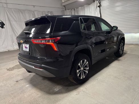 Used 2025 Chevrolet Equinox LT FWD image 7