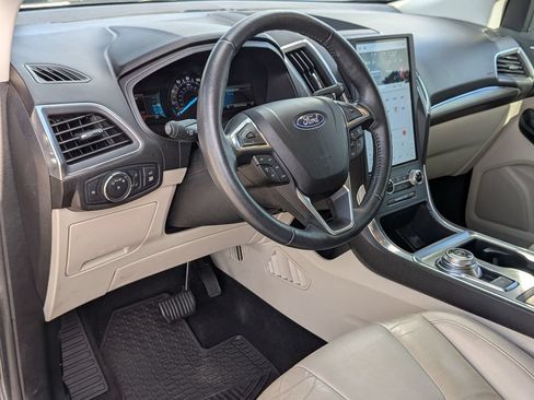 Used 2022 Ford Edge Titanium AWD/4WD image 35