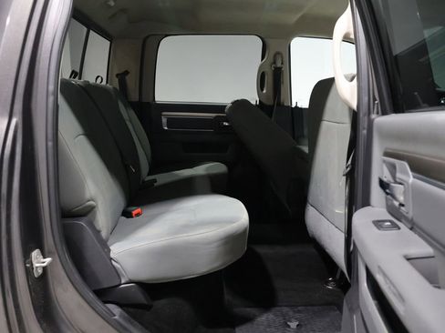 Used 2014 RAM 2500 SLT image 21