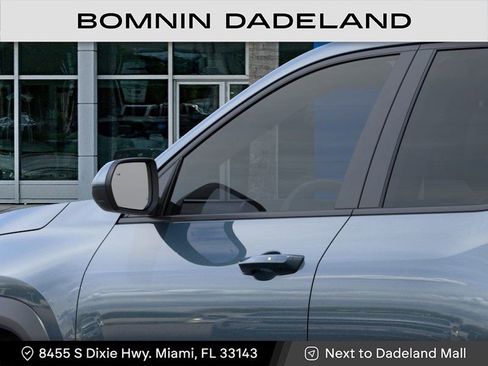 New 2026 Chevrolet Equinox LT image 12