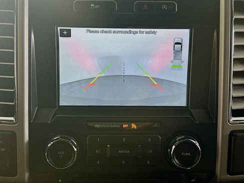 Used 2016 Ford F150 Lariat RWD image 23