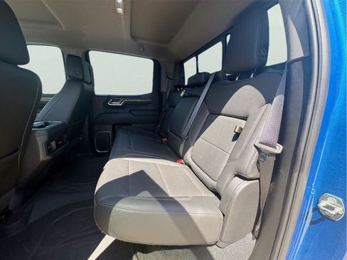 Used 2022 Chevrolet Silverado 1500 RST RWD image 18