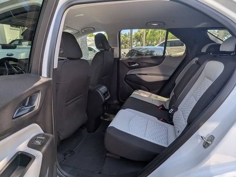 Used 2019 Chevrolet Equinox LT FWD image 26