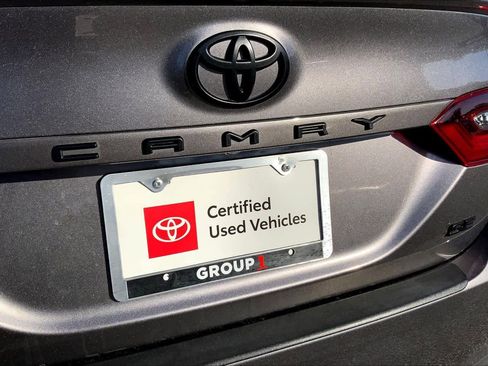 Used 2024 Toyota Camry SE image 9