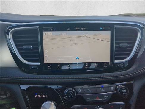 New 2026 Chrysler Pacifica Pinnacle image 14