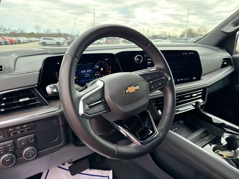 Used 2025 Chevrolet Tahoe Premier image 11