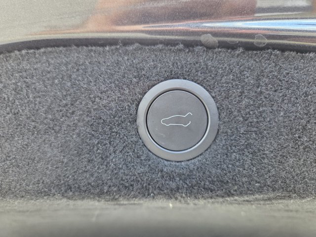 Used 2025 Tesla Model 3 Long Range RWD image 11