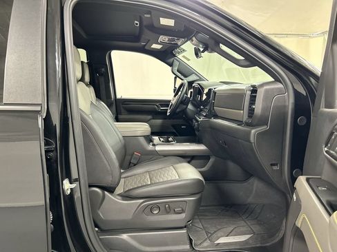 Certified 2024 Chevrolet Silverado 2500 ZR2 w/ Technology Package AWD/4WD image 23