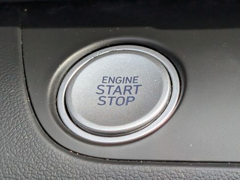 Used 2024 Hyundai Elantra SEL FWD image 23