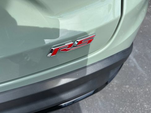 Used 2024 Chevrolet Trax RS w/ Driver Confidence Package FWD image 3