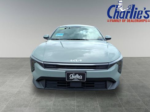 New 2026 Kia K4 LXS FWD image 2