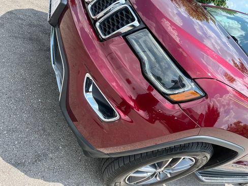 Used 2017 Jeep Grand Cherokee Limited w/ Luxury Group II RWD image 34
