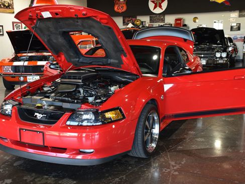 Used 2004 Ford Mustang Mach 1 RWD image 12