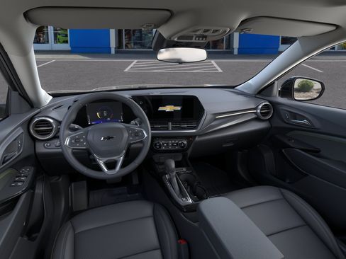 New 2026 Chevrolet Trax ACTIV w/ Sunroof Package FWD image 32