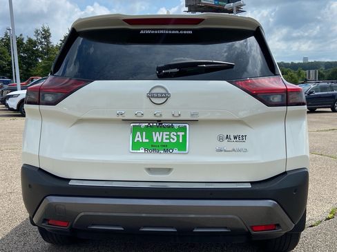 Used 2023 Nissan Rogue SL w/ SL Premium Package AWD/4WD image 4