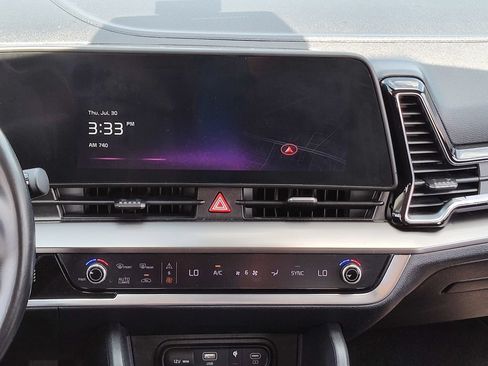 Used 2023 Kia Sportage EX FWD image 26