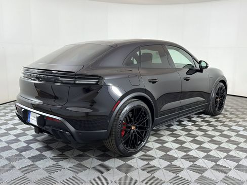 Used 2026 Porsche Macan GTS Electric AWD/4WD image 10