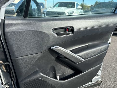 Used 2024 Toyota Corolla Cross LE image 18