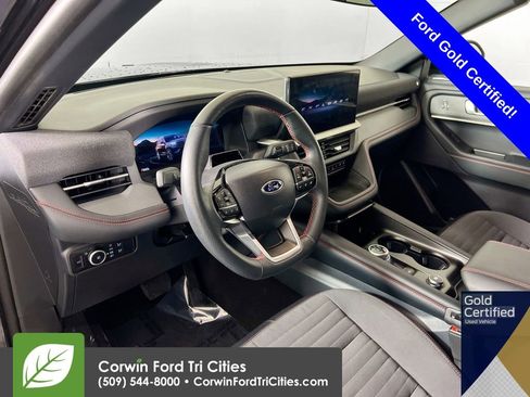 Certified 2025 Ford Explorer ST-Line w/ ST-Line Street Pack image 3