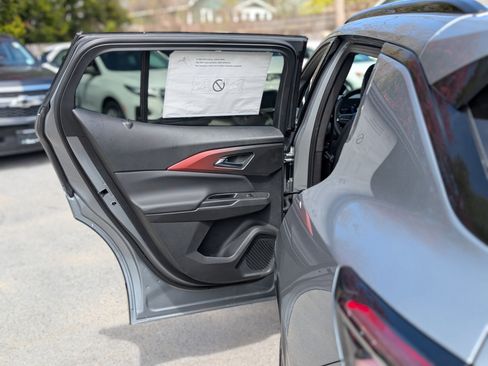 New 2025 Chevrolet Equinox EV RS image 28