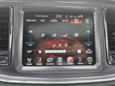 Used 2016 Dodge Challenger SRT Hellcat image 23