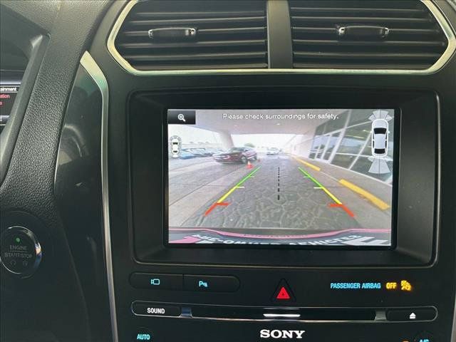 Used 2016 Ford Explorer Limited w/ Class II Trailer Tow Package FWD image 14