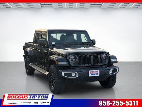 New 2026 Jeep Gladiator Sport image 1