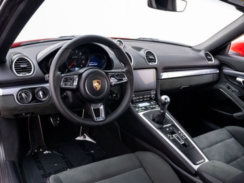 Certified 2023 Porsche 718 Boxster GTS RWD image 11
