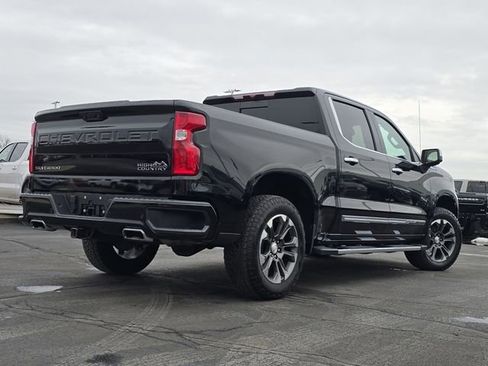 Used 2022 Chevrolet Silverado 1500 High Country image 17