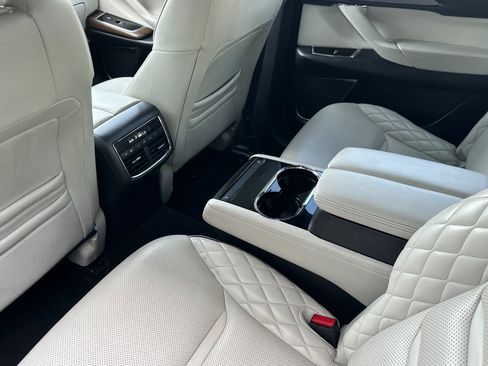 Certified 2023 MAZDA CX-9 Signature image 9