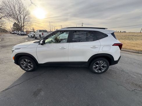 Used 2024 Kia Seltos S image 5